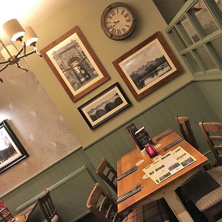 Sturdys Castle Motel Kidlington Eksteriør billede