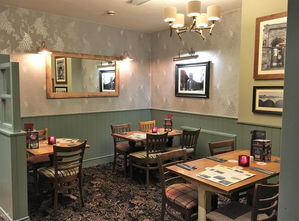 Sturdys Castle Motel Kidlington Eksteriør billede